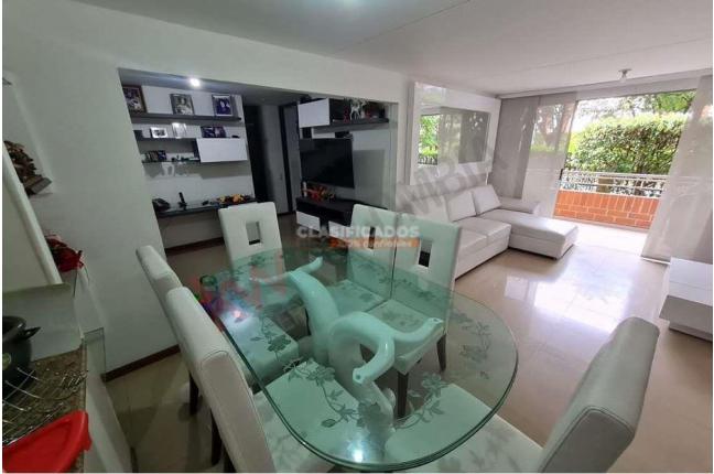 Apartamentos, Venta en Valle del Lili