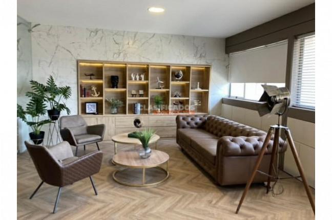 Oficinas y Consultorios, Alquiler en Centro Ccial. Unicentro