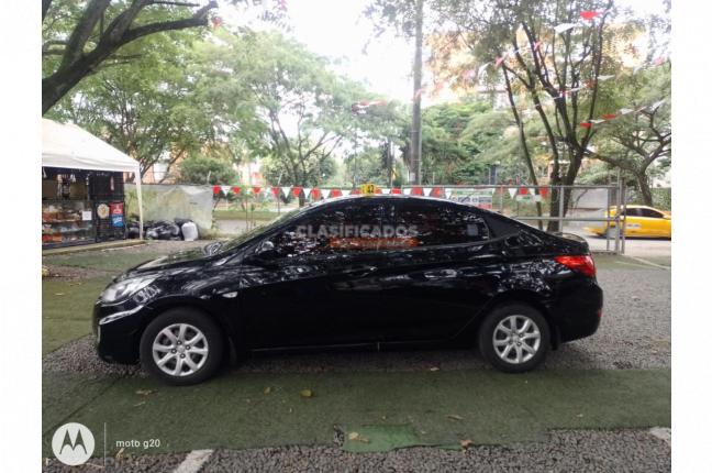 Hyundai Accent 2012 - $39.000.000
