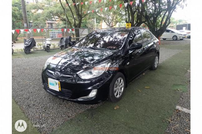 Hyundai Accent 2012 - $39.000.000