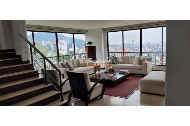 Apartamentos, Venta, Cristales - $2.400.000.000