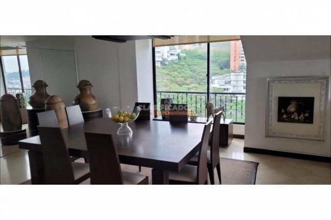 Apartamentos, Venta, Cristales - $2.400.000.000