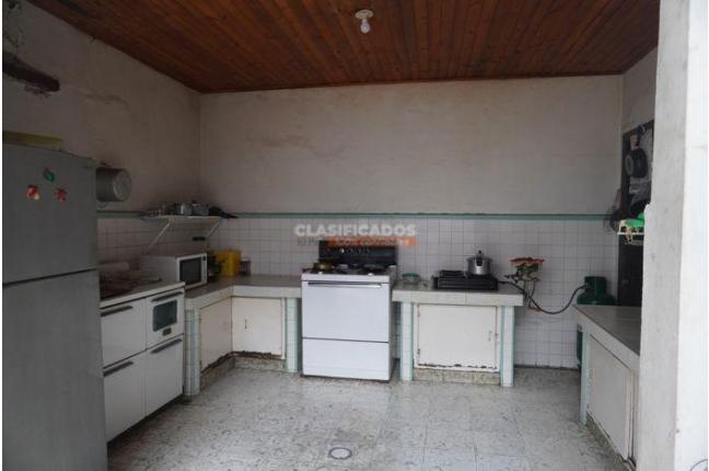 Casas, Venta, Granada - $680.000.000