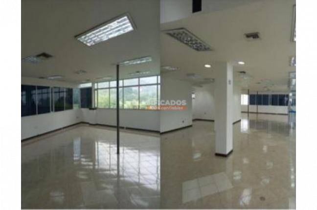 Oficinas y Consultorios, Alquiler, Menga - $16.500.000