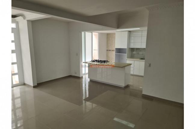 Casas, Alquiler, La Hacienda - $4.700.000