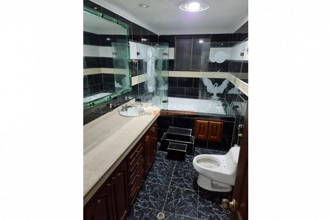 Casas, Alquiler, La Hacienda - $4.700.000