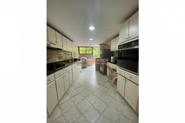 Apartamentos, Venta en Arboleda