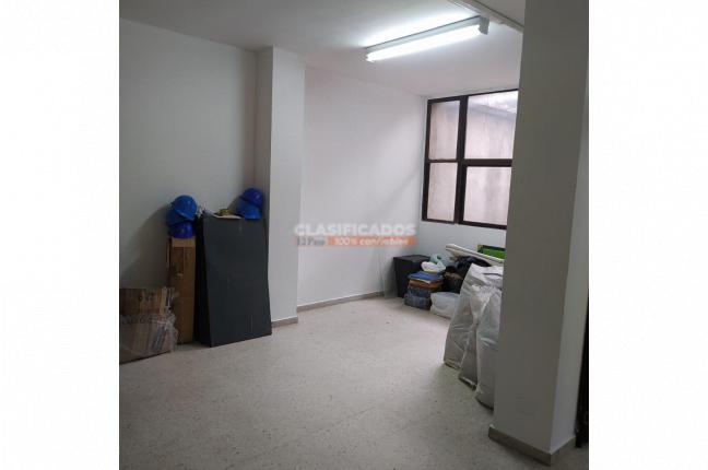 Oficinas y Consultorios, Alquiler en El Cedro