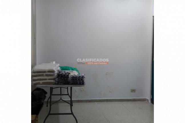 Oficinas y Consultorios, Alquiler, El Cedro - $1.850.000