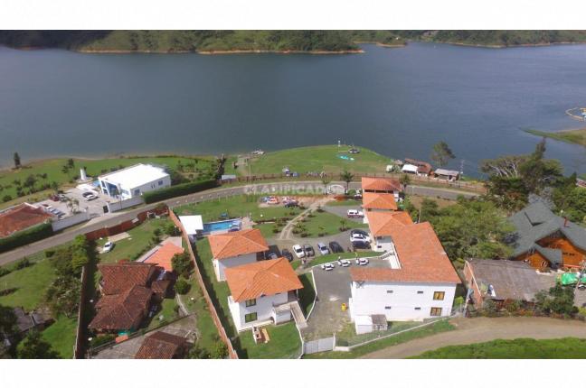 Fincas y Casas Campestres, Venta, Calima (Darién) - $3.000.000.000