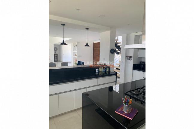 Casas, Venta, Laguna Seca - $2.900.000.000