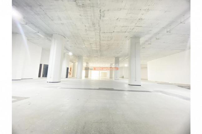 Oficinas y Consultorios, Alquiler, Ed. Alférez Real - $42.000.000