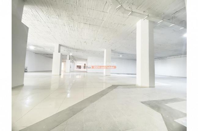 Oficinas y Consultorios, Alquiler, Ed. Alférez Real - $42.000.000