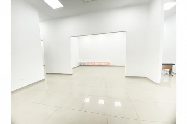 Oficinas y Consultorios, Alquiler, Ed. Alférez Real - $42.000.000