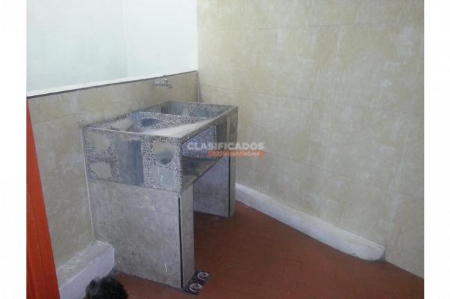 Apartamentos, Alquiler, 20 de Julio - $1.000.000