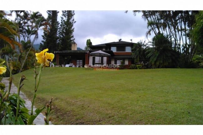 Fincas y Casas Campestres, Venta, Calima (Darién) - $1.000.000.000