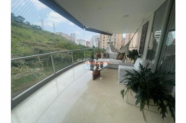 Apartamentos, Venta, Aguacatal - $2.200.000.000