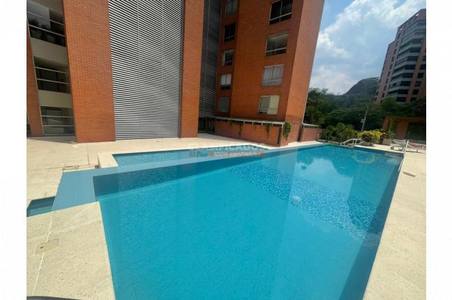 Apartamentos, Venta, Aguacatal - $2.200.000.000