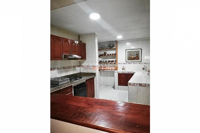 Casas, Venta en La Flora