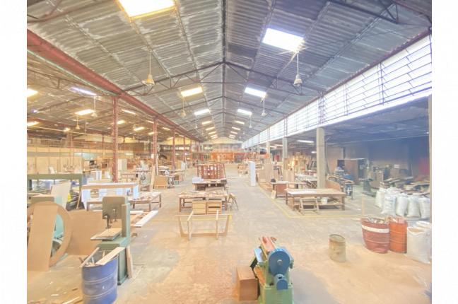 Locales y Bodegas, Alquiler en Yumbo