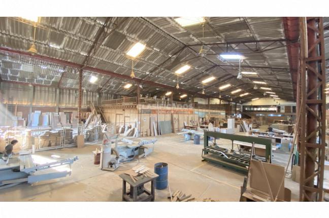 Locales y Bodegas, Alquiler en Yumbo