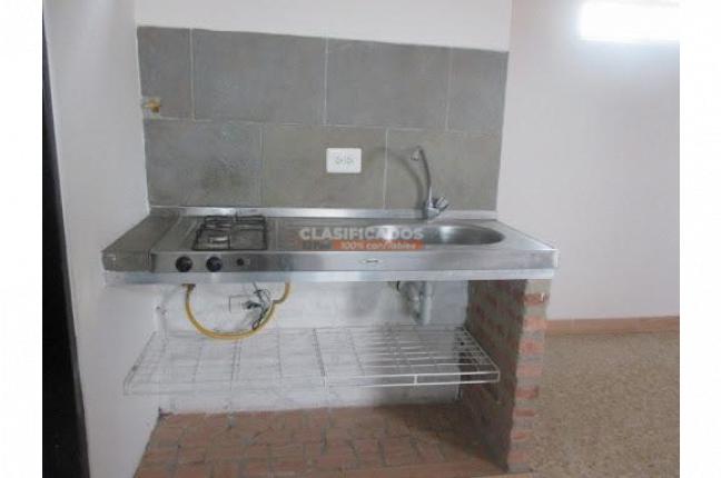 Apartaestudios, Alquiler, Cristóbal Colón - $600.000