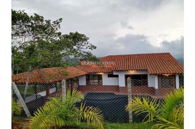 Fincas y Casas Campestres, Venta en Dagua
