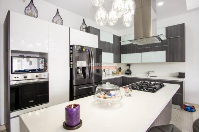 Apartamentos, Venta, Bellavista - $2.200.000.000