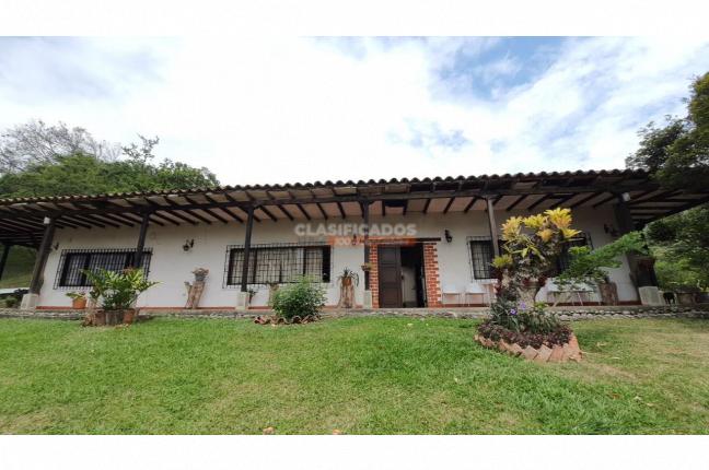 Casas, Venta en El Mameyal
