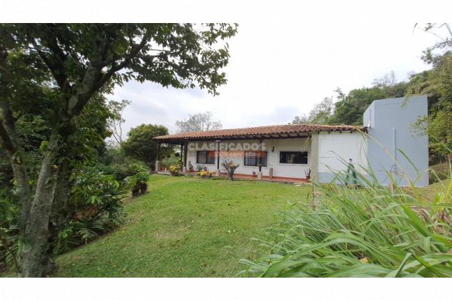 Casas, Venta en El Mameyal