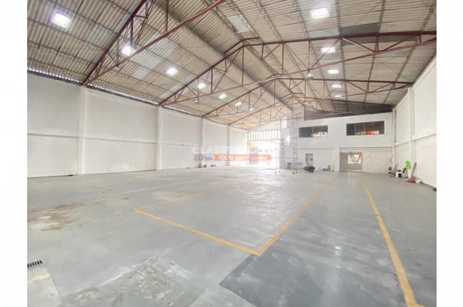 Locales y Bodegas, Alquiler en Acopi