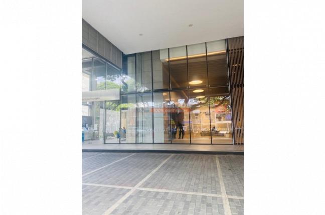 Oficinas y Consultorios, Alquiler en Santa Mónica Norte