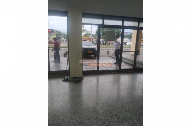 Locales y Bodegas, Venta, Versalles - $1.300.000.000