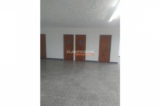 Locales y Bodegas, Venta, Versalles - $1.300.000.000