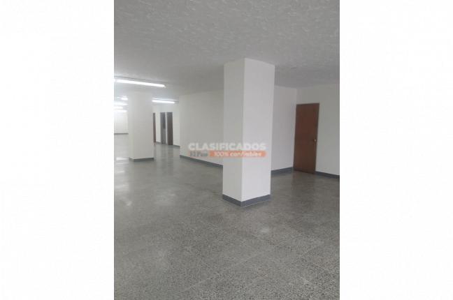 Locales y Bodegas, Venta, Versalles - $1.300.000.000