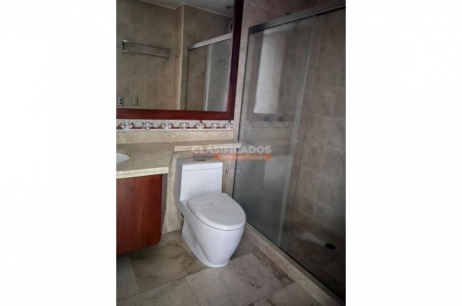 Apartamentos, Venta en Altos Menga