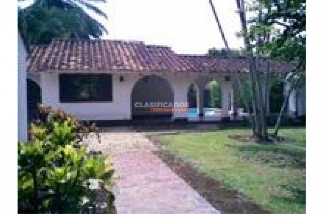 Casas, Venta en Ciudad Jardín