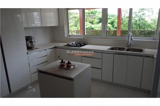Apartamentos, Venta, Altos de Arboleda - $700.000.000