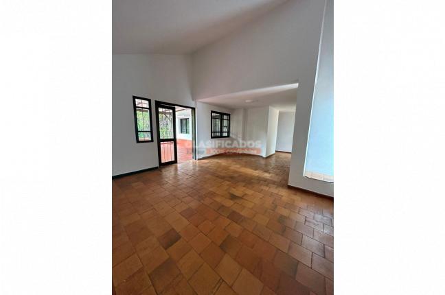 Casas, Venta en Bella Suiza