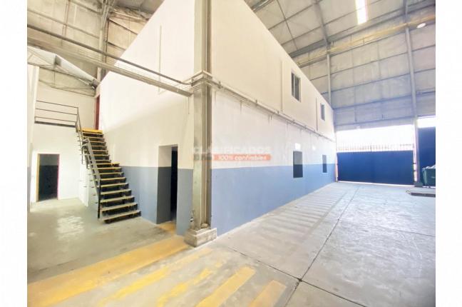 Locales y Bodegas, Alquiler, Yumbo - $41.400.000