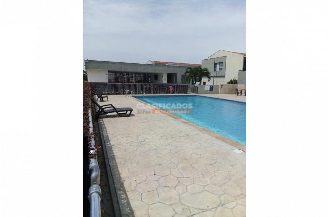 Casas, Alquiler, Ciudad Country - $2.200.000
