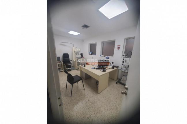 Oficinas y Consultorios, Alquiler, Centenario - $5.000.000