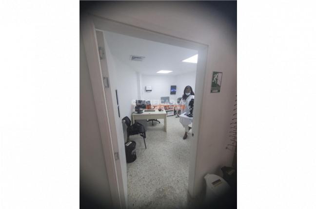 Oficinas y Consultorios, Alquiler, Centenario - $5.000.000