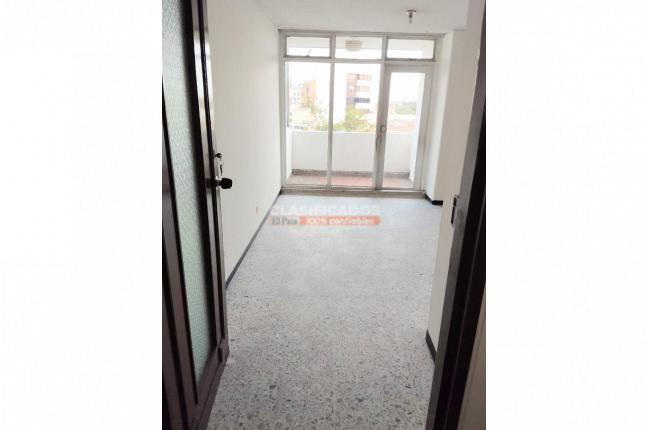Apartamentos, Venta, Versalles - $300.000.000