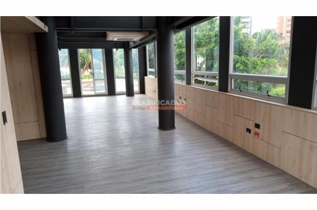 Oficinas y Consultorios, Alquiler en Centenario