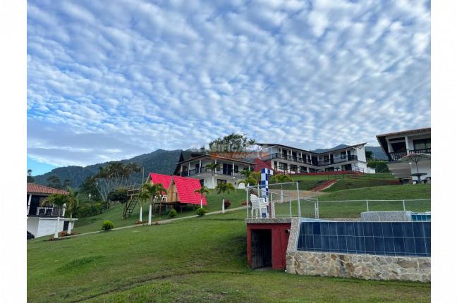 Fincas y Casas Campestres, Venta, Calima (Darién) - $3.000.000.000