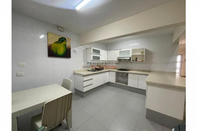 Habitaciones, Alquiler en Centenario