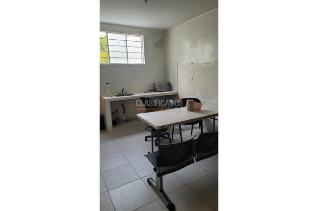 Oficinas y Consultorios, Venta en Tequendama