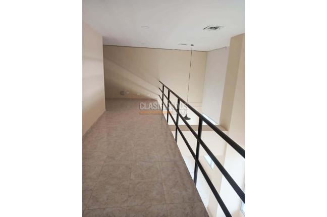 Locales y Bodegas, Alquiler, San Vicente - $3.353.313