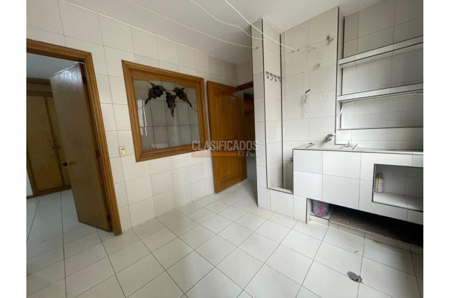 Apartamentos, Alquiler, Arboleda